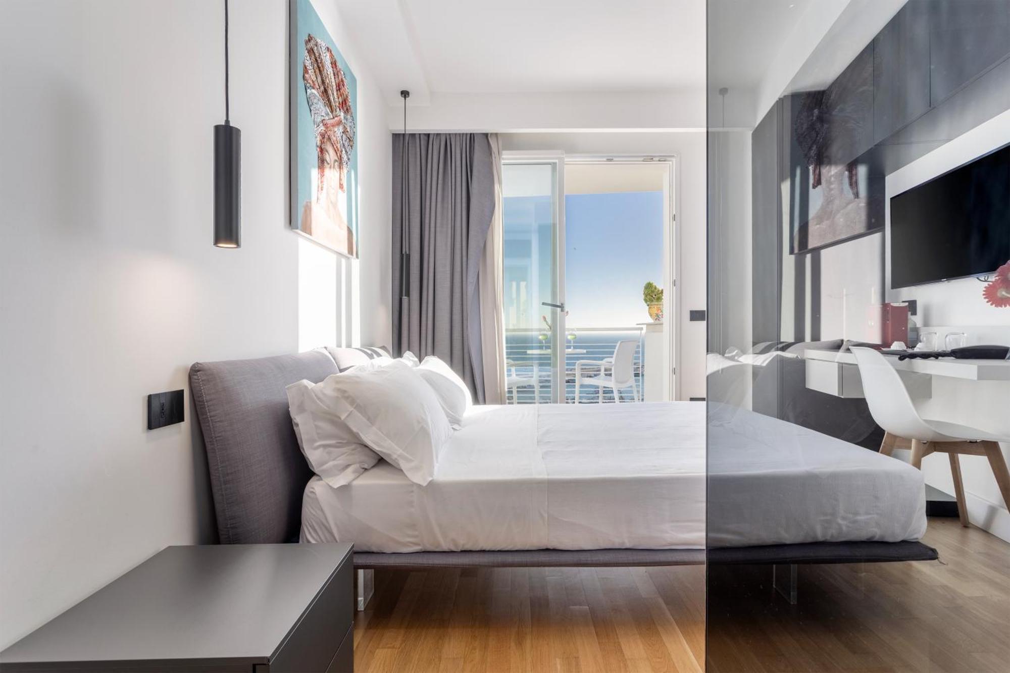 Hibrido Boutique & Hotel *