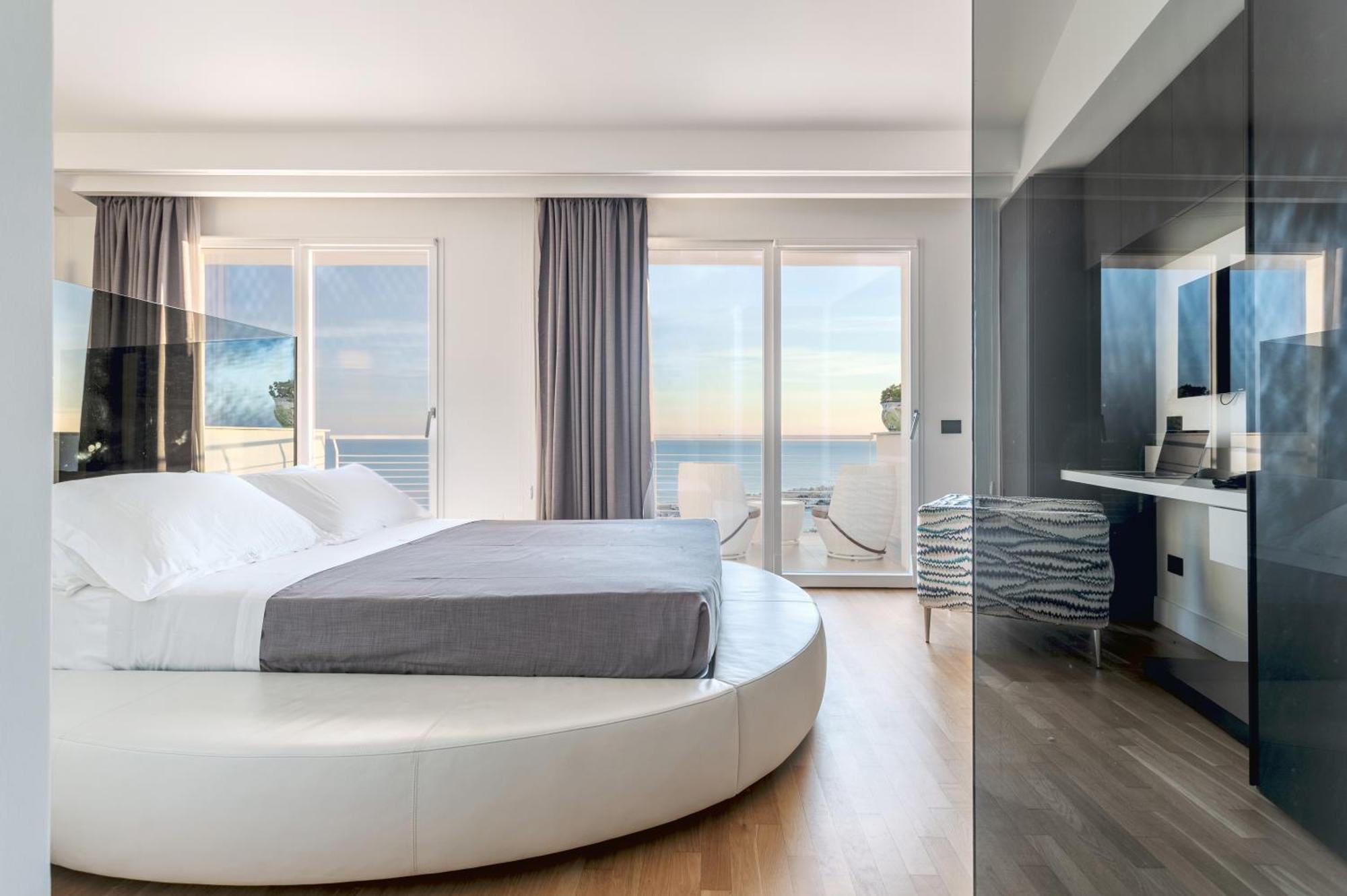 Hibrido Boutique & Spa Hotel